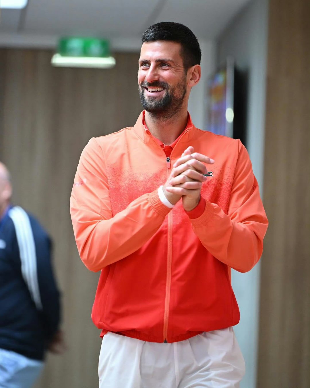 澳网力克法网，德约科维奇统治全场