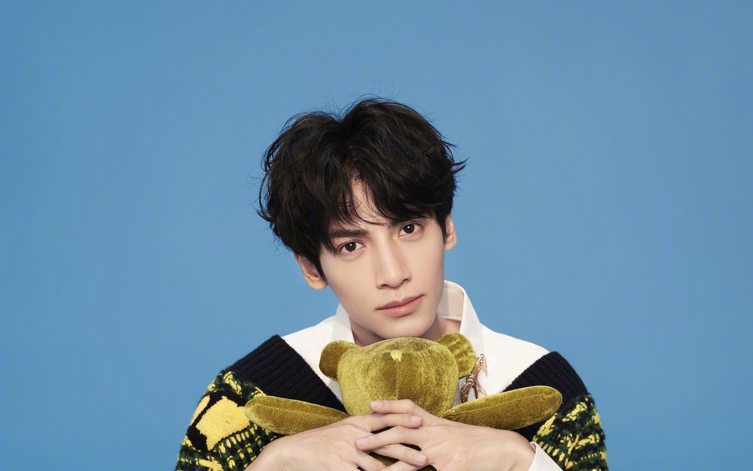 库里57分神迹射落天山！篮网跨洲际热身赛险胜新疆