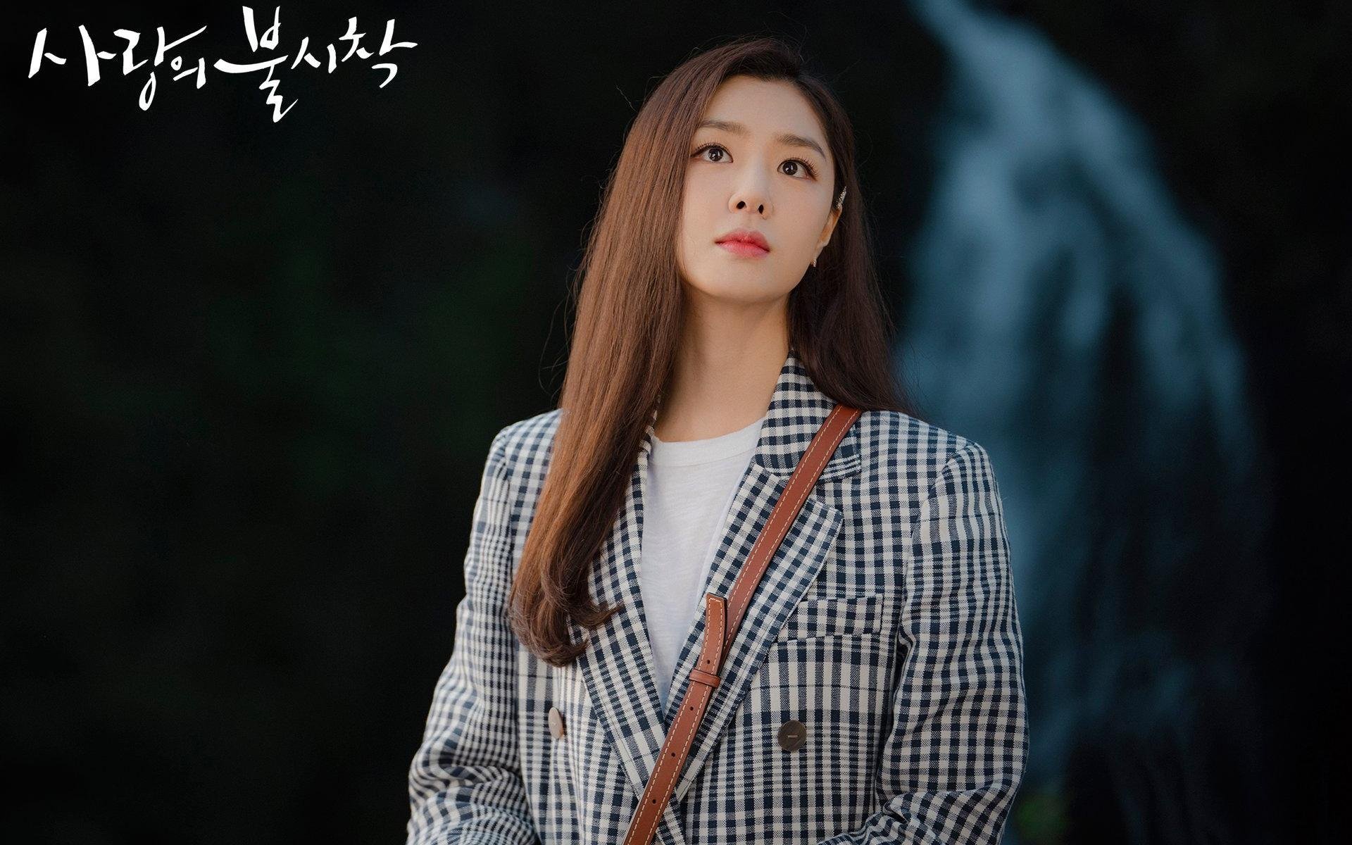 两个战场，一种心跳，当国家德比遇上天山生死战